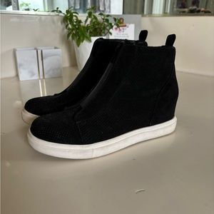 Madden Girl Perry Hidden Wedge Sneakers